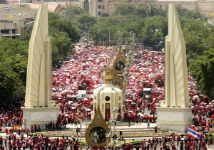 Demonstrace opozice se zúčastnily masy lidí.